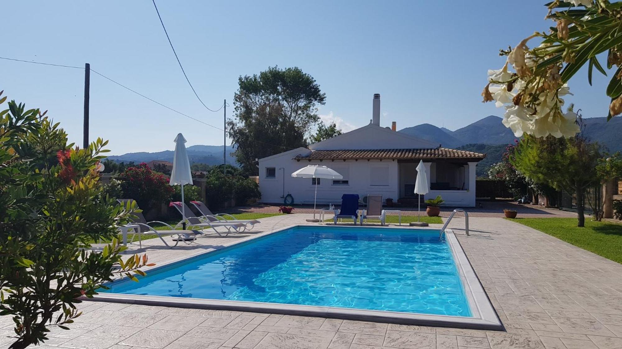 Almyra Beach House Corfu Almiros Beach Екстер'єр фото
